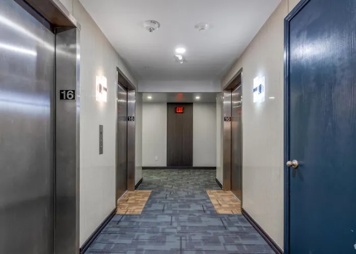 Modern Two Bedroom With Views 3* Tulsa